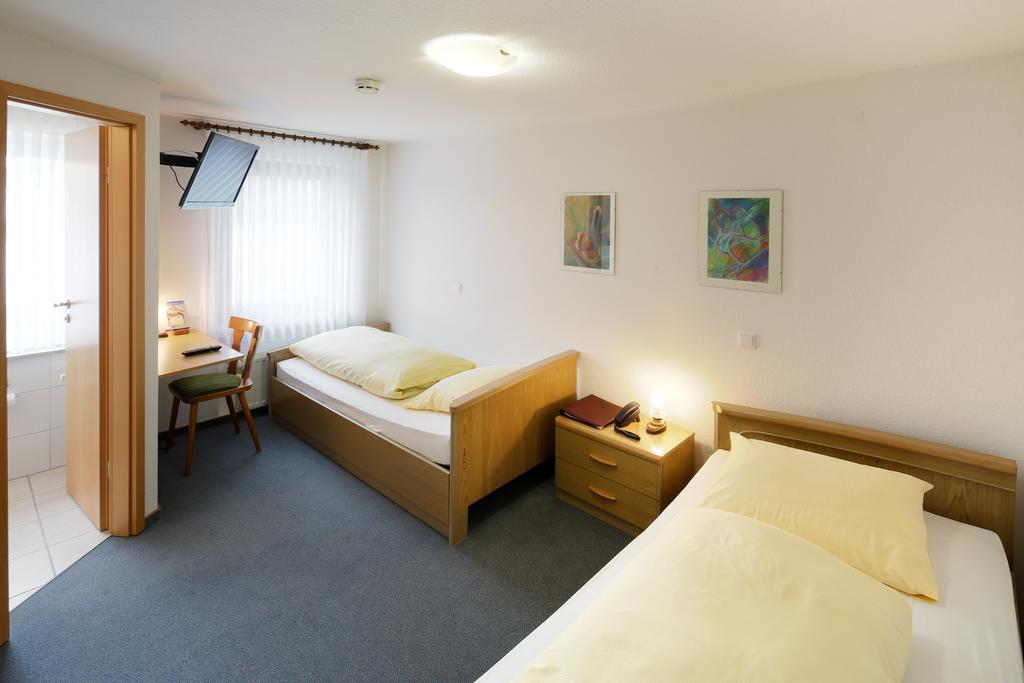 Landgasthof Kaiser Bad Wünnenberg Szoba fotó